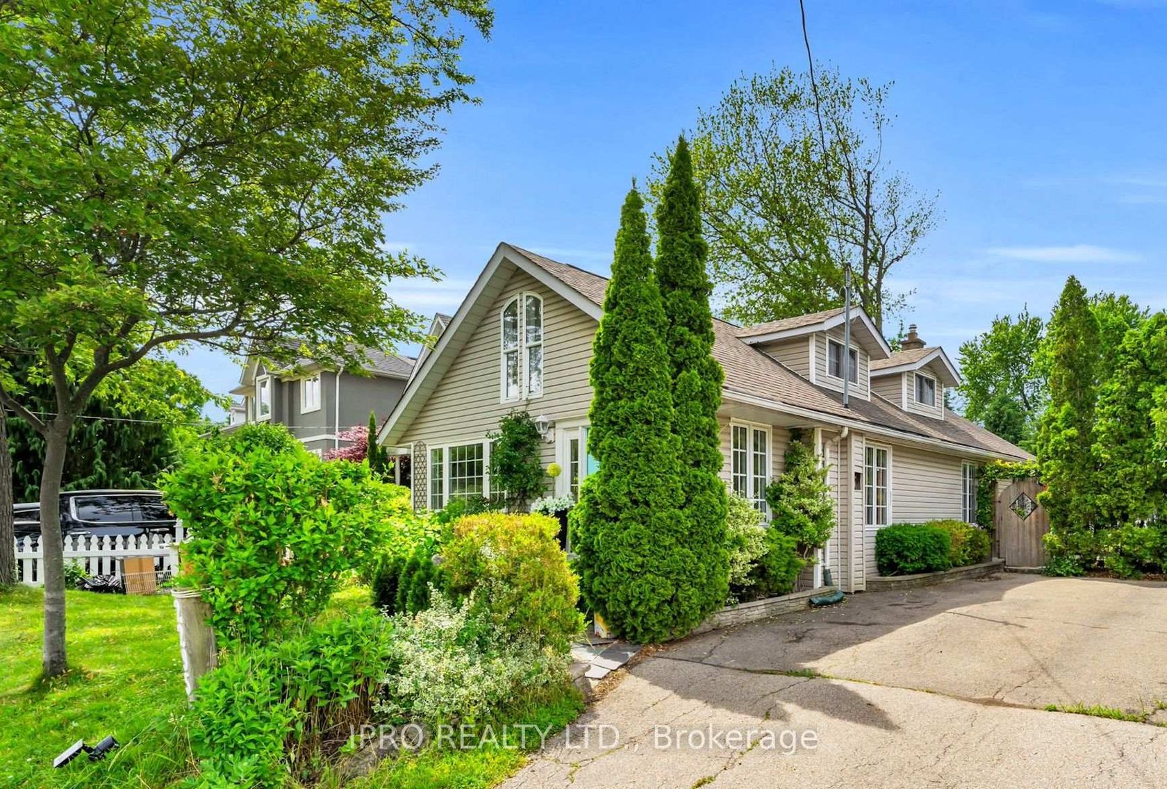 2295 Belyea Street, BR Bronte, Oakville 