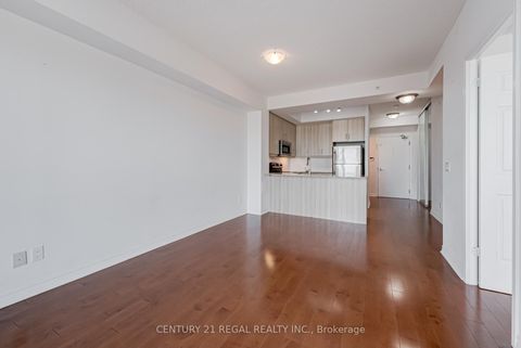 Photo 10 at 710 - 15 James Finlay Way, CFB, Toronto