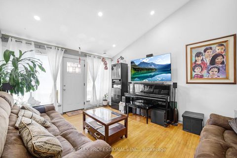 Photo 3 at 133 - 256 John Garland Boulevard, Clairville, Toronto