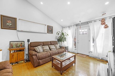 Photo 4 at 133 - 256 John Garland Boulevard, Clairville, Toronto