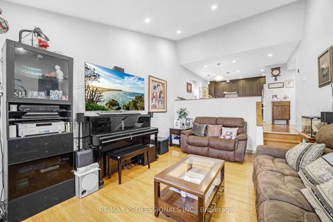 Photo 5 at 133 - 256 John Garland Boulevard, Clairville, Toronto