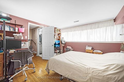 Photo 12 at 133 - 256 John Garland Boulevard, Clairville, Toronto