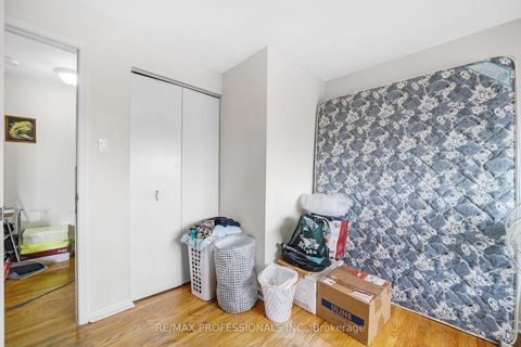 Photo 13 at 133 - 256 John Garland Boulevard, Clairville, Toronto
