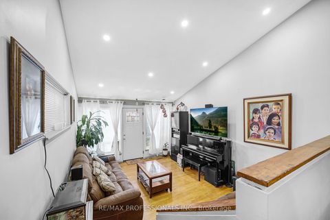 Photo 20 at 133 - 256 John Garland Boulevard, Clairville, Toronto