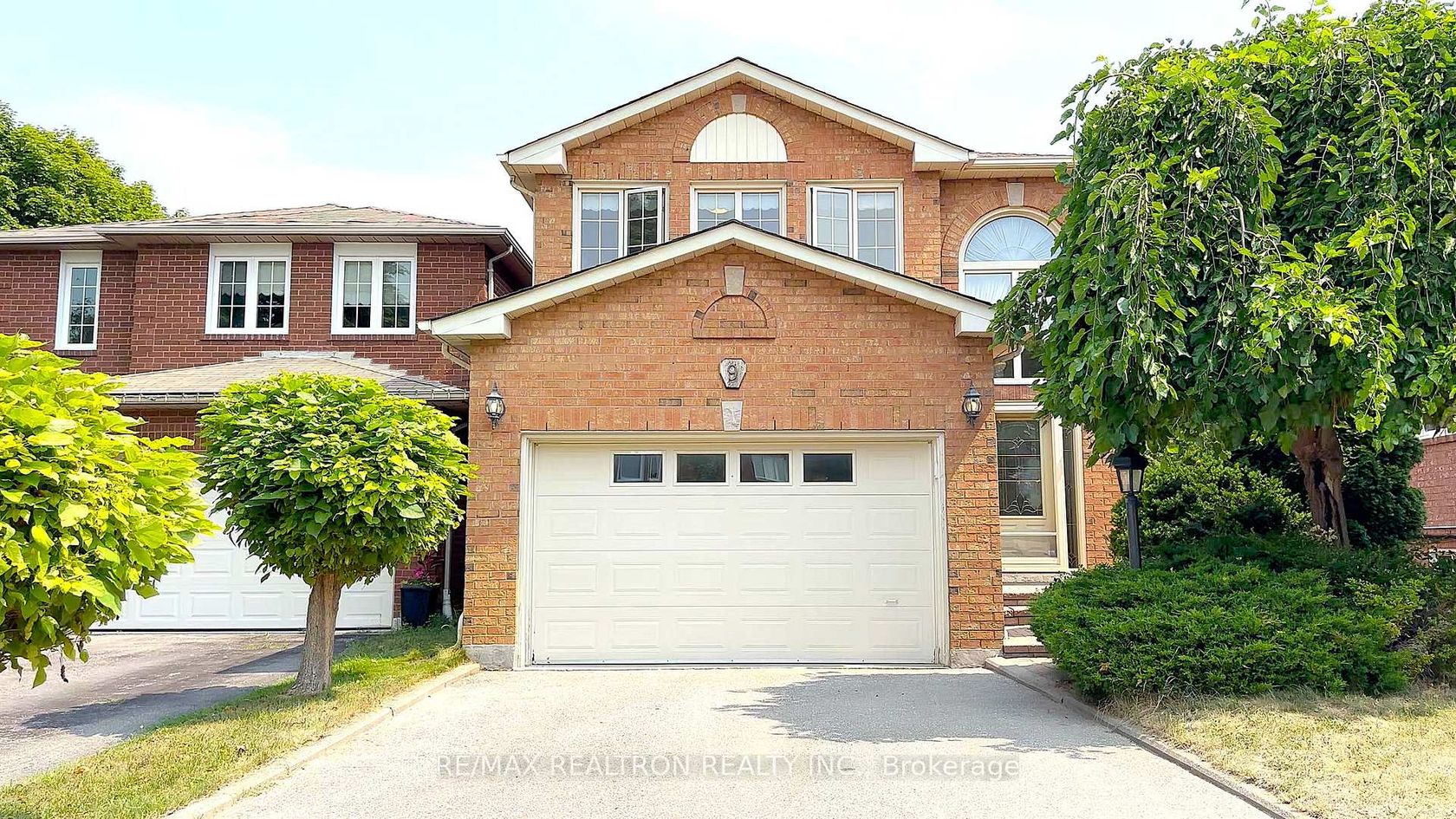 9 Cranston Manor Court, Guildwood, Toronto 