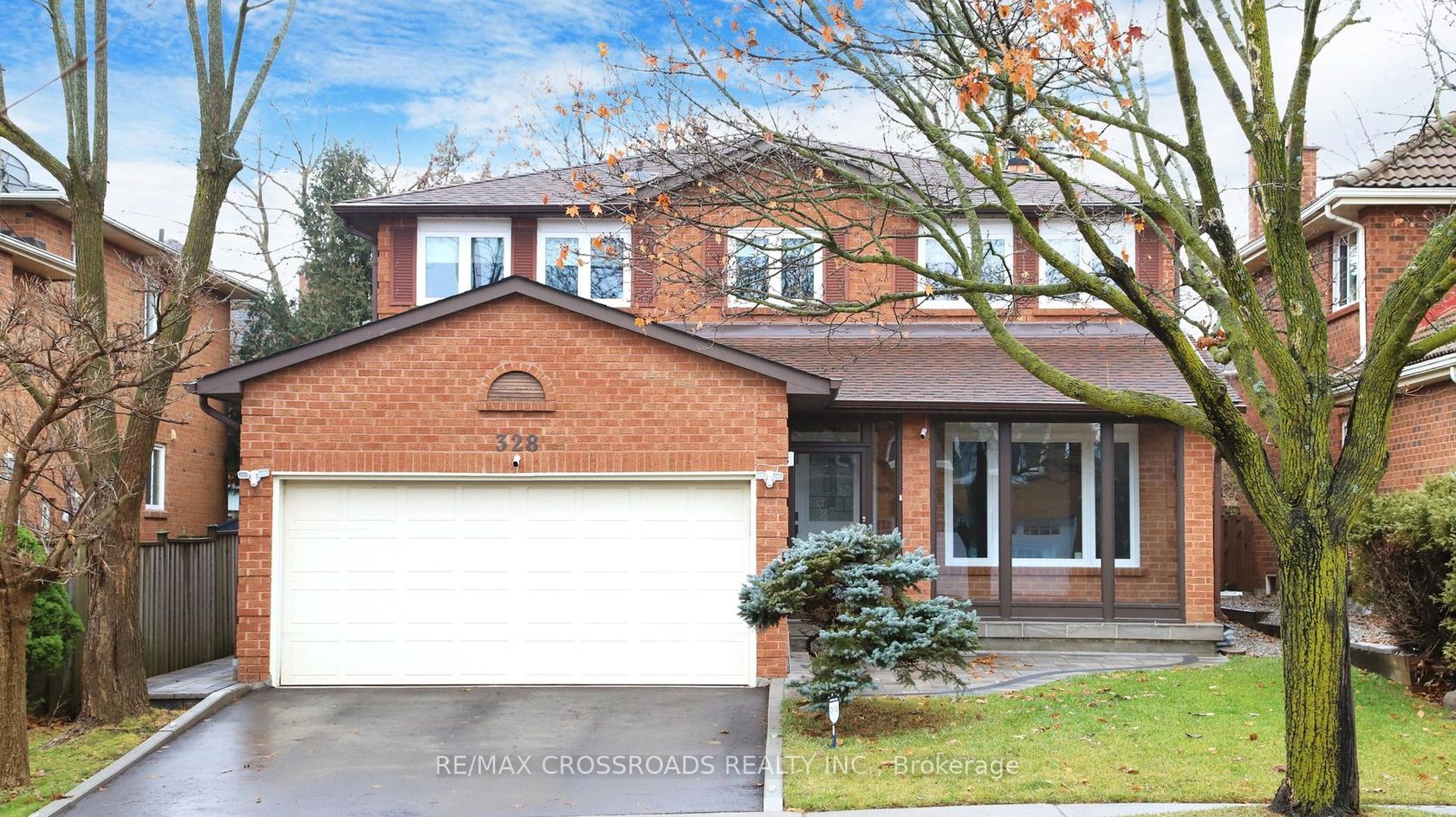 328 Atha Avenue, Harding, Richmond Hill 