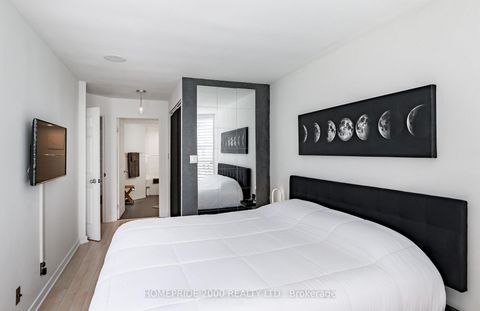 Photo 14 at 315 - 24 Wellesley Street W, Bay Street Corridor, Toronto