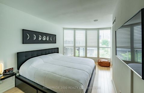 Photo 15 at 315 - 24 Wellesley Street W, Bay Street Corridor, Toronto