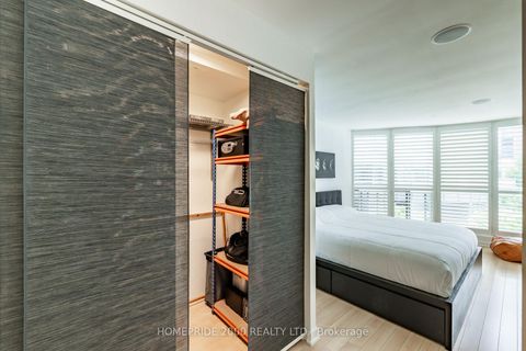 Photo 16 at 315 - 24 Wellesley Street W, Bay Street Corridor, Toronto
