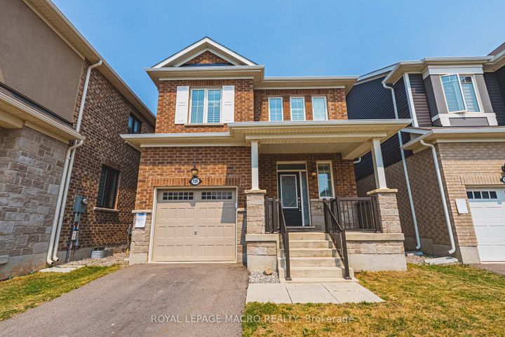 Photo 2 at 728 Kennedy Circle W, CB Cobban, Milton