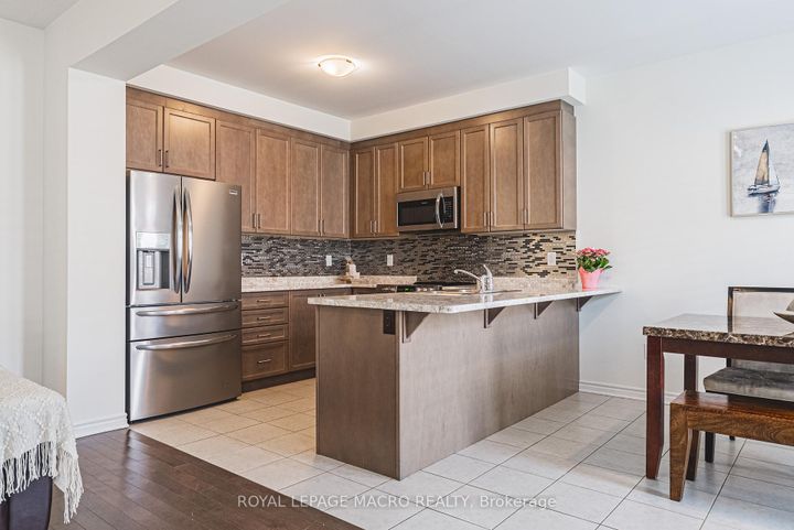 Photo 15 at 728 Kennedy Circle W, CB Cobban, Milton