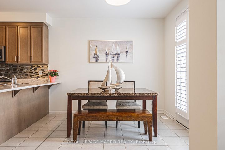 Photo 17 at 728 Kennedy Circle W, CB Cobban, Milton