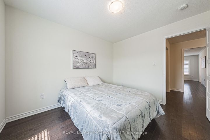 Photo 28 at 728 Kennedy Circle W, CB Cobban, Milton