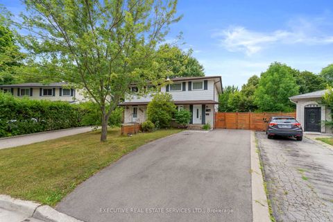 Photo 2 at 1342 Roylen Road, CP College Park, Oakville