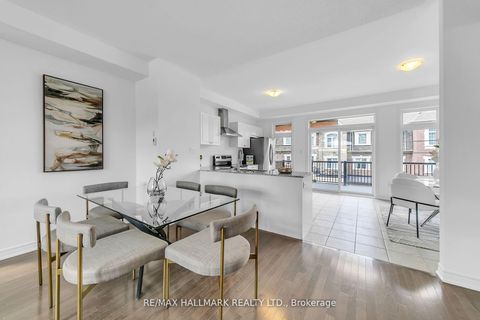 Photo 6 at 284 King Road, Oak Ridges, Richmond Hill