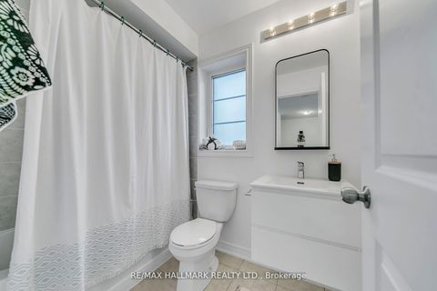 Photo 25 at 284 King Road, Oak Ridges, Richmond Hill