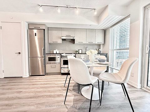 Photo 1 at 1413 - 87 Peter Street, Waterfront Communities C1, Toronto