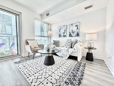 Photo 3 at 1413 - 87 Peter Street, Waterfront Communities C1, Toronto