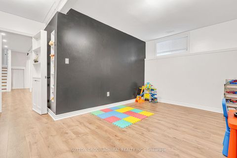 Photo 33 at 16 Empire Drive, Shore, Barrie