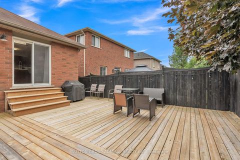 Photo 41 at 16 Empire Drive, Shore, Barrie