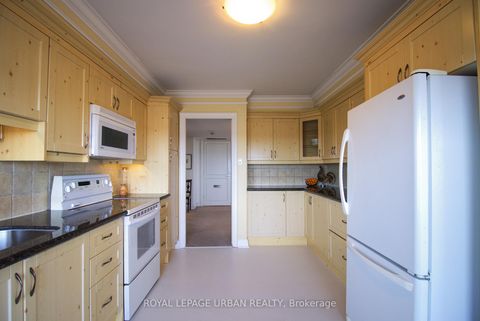 Photo 10 at 1502/03 - 20 Avoca Avenue, Moore Park, Toronto