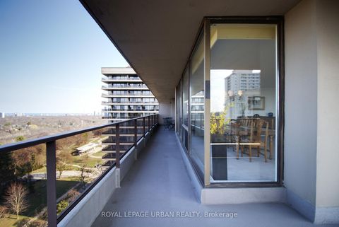 Photo 23 at 1502/03 - 20 Avoca Avenue, Moore Park, Toronto