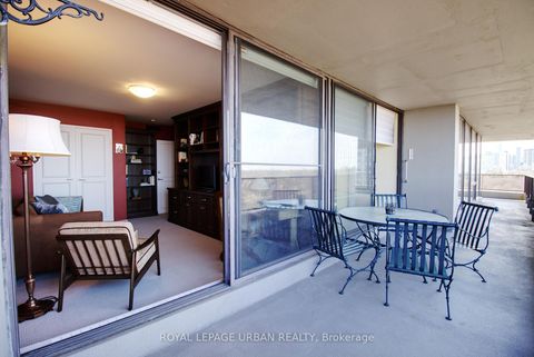 Photo 24 at 1502/03 - 20 Avoca Avenue, Moore Park, Toronto