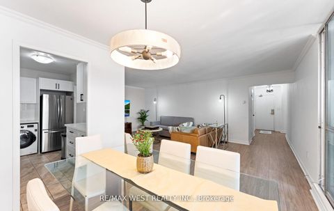 Photo 9 at 2910 - 5 Massey Square, Crescent Town, Toronto Photo 9 at 2910 - 5 Massey Square, Crescent Town, Toronto