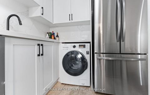 Photo 13 at 2910 - 5 Massey Square, Crescent Town, Toronto Photo 13 at 2910 - 5 Massey Square, Crescent Town, Toronto