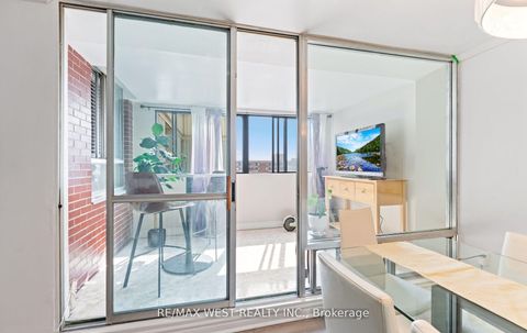 Photo 14 at 2910 - 5 Massey Square, Crescent Town, Toronto Photo 14 at 2910 - 5 Massey Square, Crescent Town, Toronto