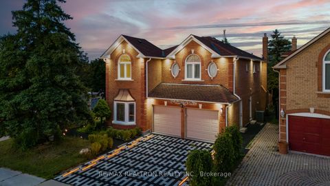 Photo 1 at 161 Devonsleigh Boulevard W, Devonsleigh, Richmond Hill