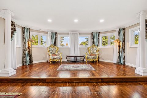 Photo 15 at 161 Devonsleigh Boulevard, Devonsleigh, Richmond Hill Photo 15 at 161 Devonsleigh Boulevard, Devonsleigh, Richmond Hill