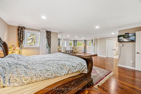 Photo 16 at 161 Devonsleigh Boulevard, Devonsleigh, Richmond Hill Photo 16 at 161 Devonsleigh Boulevard, Devonsleigh, Richmond Hill