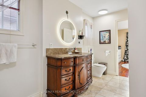 Photo 20 at 161 Devonsleigh Boulevard, Devonsleigh, Richmond Hill Photo 20 at 161 Devonsleigh Boulevard, Devonsleigh, Richmond Hill