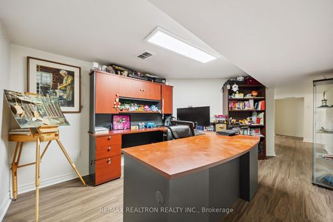 Photo 32 at 161 Devonsleigh Boulevard, Devonsleigh, Richmond Hill Photo 32 at 161 Devonsleigh Boulevard, Devonsleigh, Richmond Hill