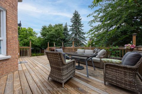 Photo 38 at 161 Devonsleigh Boulevard, Devonsleigh, Richmond Hill Photo 38 at 161 Devonsleigh Boulevard, Devonsleigh, Richmond Hill