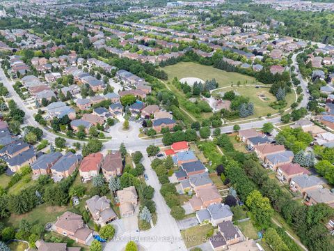 Photo 40 at 161 Devonsleigh Boulevard, Devonsleigh, Richmond Hill Photo 40 at 161 Devonsleigh Boulevard, Devonsleigh, Richmond Hill
