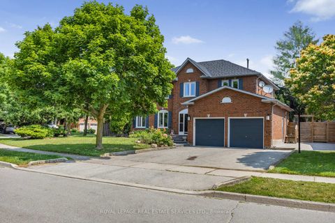 Photo 1 at 3551 Wass Crescent, BR Bronte, Oakville