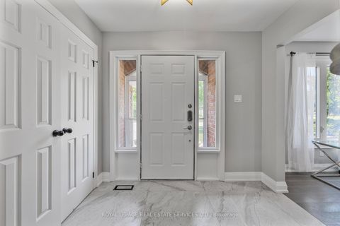 Photo 4 at 3551 Wass Crescent, BR Bronte, Oakville