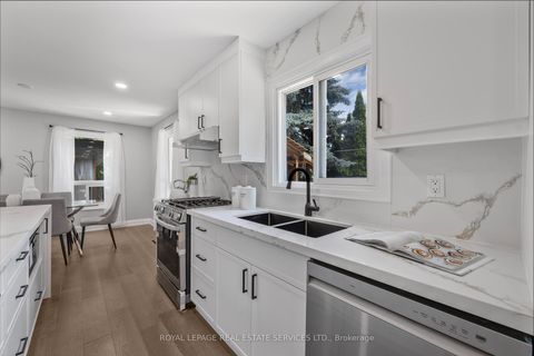 Photo 12 at 3551 Wass Crescent, BR Bronte, Oakville