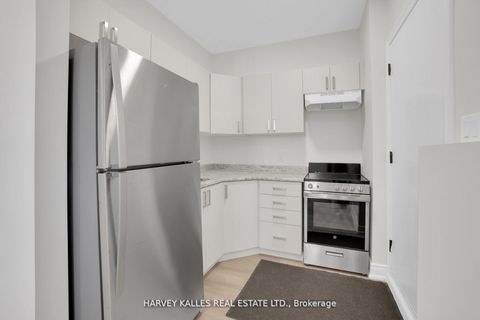 Photo 42 at 19 Lambton Avenue, Smythe, Toronto