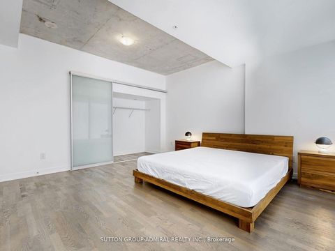 Photo 17 at 410 - 629 King Street W, Waterfront Communities C1, Toronto
