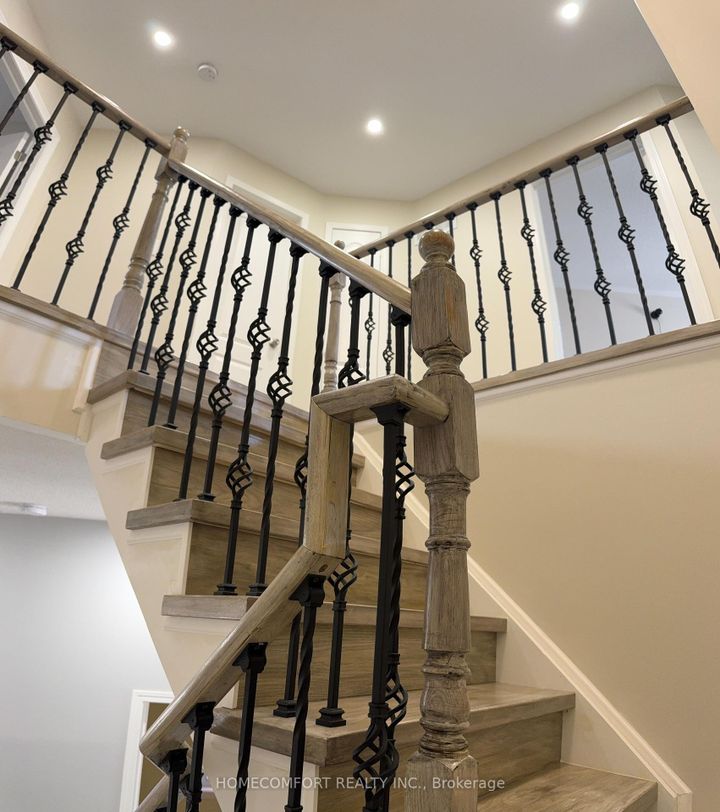 Photo 9 at 18 Glendennan Avenue, Cornell, Markham