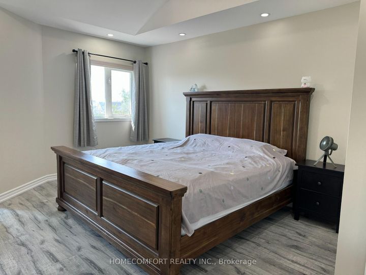 Photo 16 at 18 Glendennan Avenue, Cornell, Markham