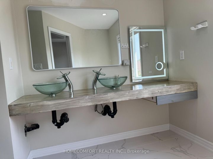Photo 17 at 18 Glendennan Avenue, Cornell, Markham