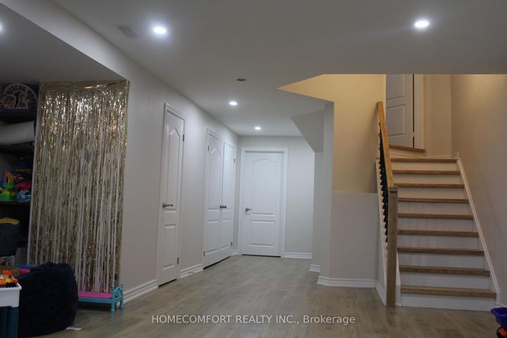 Photo 22 at 18 Glendennan Avenue, Cornell, Markham