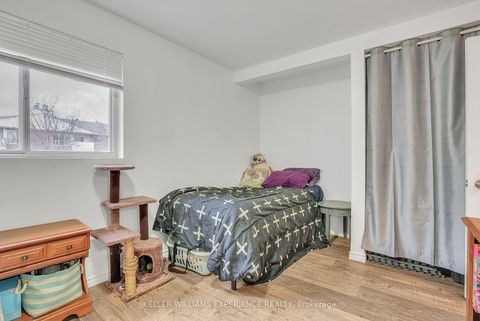 Photo 8 at 312 - 126 Bell Farm Road, Alliance, Barrie