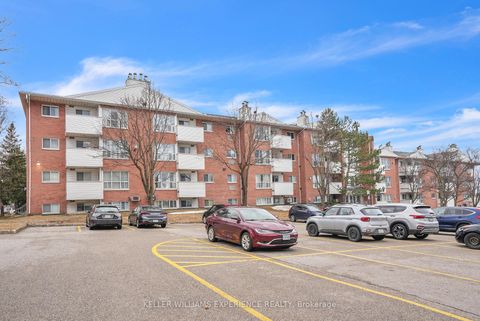 Photo 13 at 312 - 126 Bell Farm Road, Alliance, Barrie