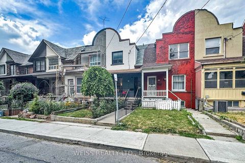 Photo 1 at 758 Richmond Street W, Niagara, Toronto