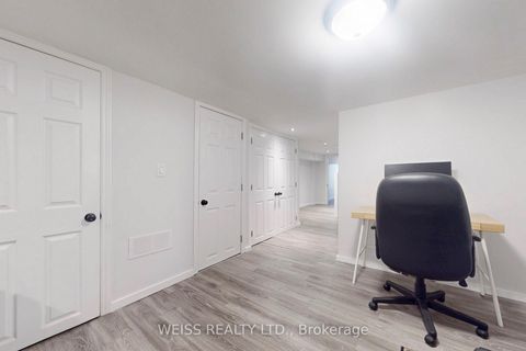 Photo 31 at 758 Richmond Street W, Niagara, Toronto